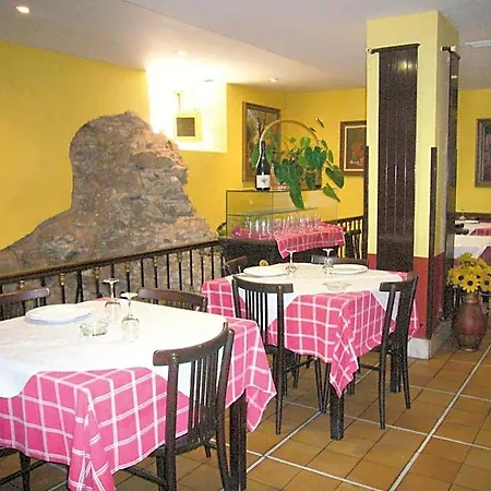 מלון La Casona De Jovellanos גיחון