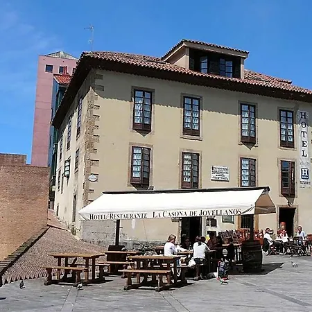 La Casona De Jovellanos 2* גיחון