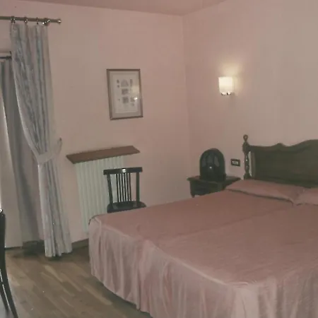 La Casona De Jovellanos Otel Gijón
