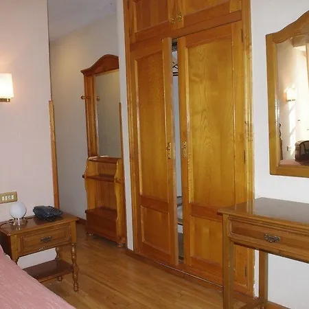 Hotel La Casona De Jovellanos