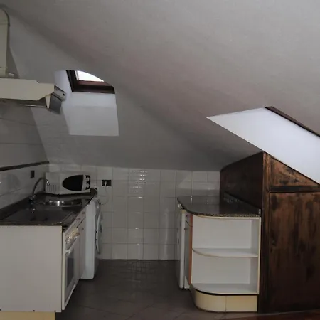 Hotel La Casona De Jovellanos 2*